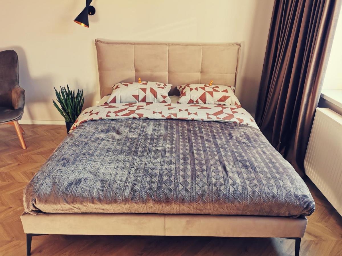 Cosy Old Town Apartment Klaipeda Bagian luar foto