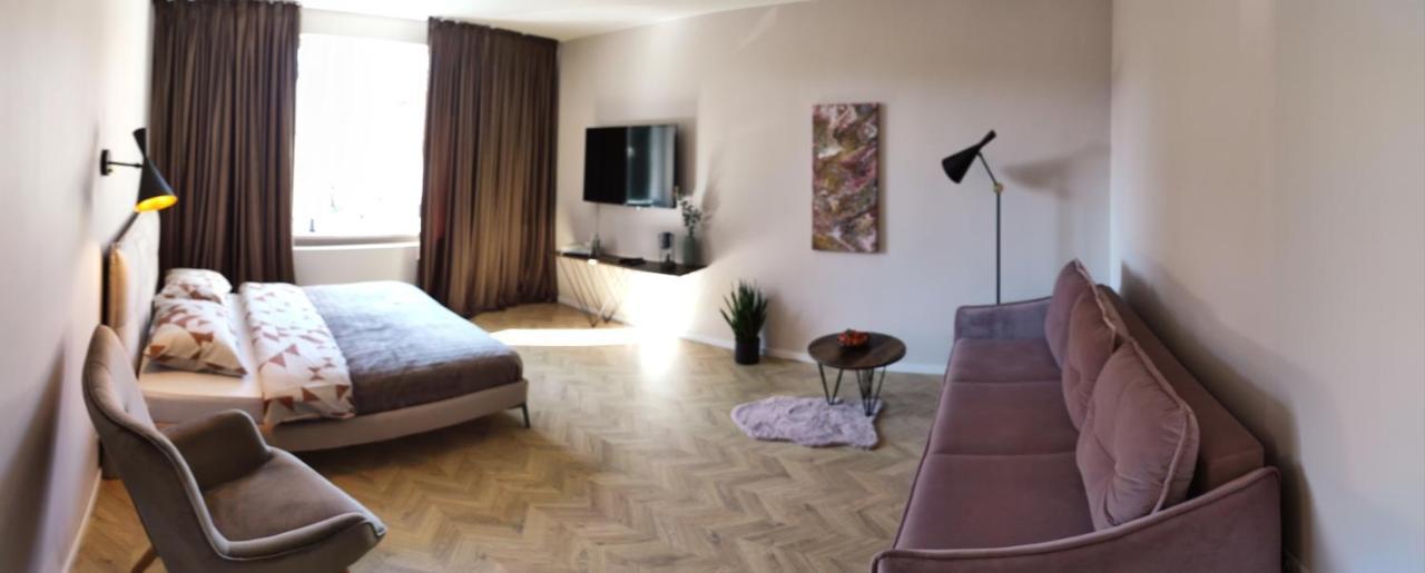 Cosy Old Town Apartment Klaipeda Bagian luar foto